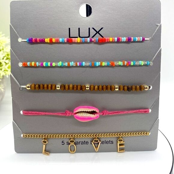 ✨BoHo 5 PCs layered LOVE shell beads bracelets✨ - Picture 1 of 5